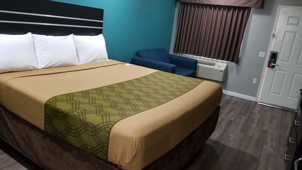 Econo Lodge Houston Brookhollow Exteriér fotografie