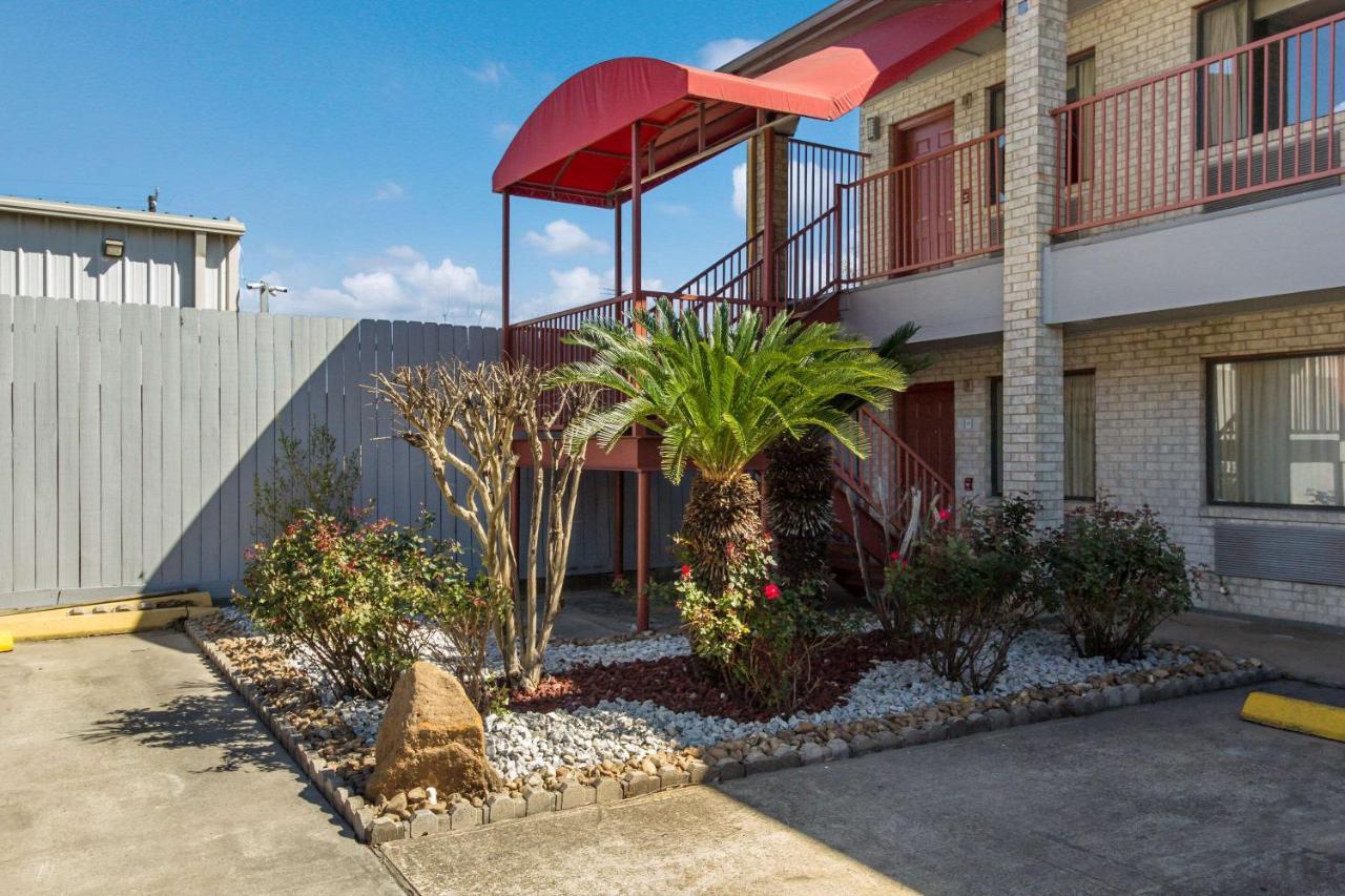 Econo Lodge Houston Brookhollow Exteriér fotografie